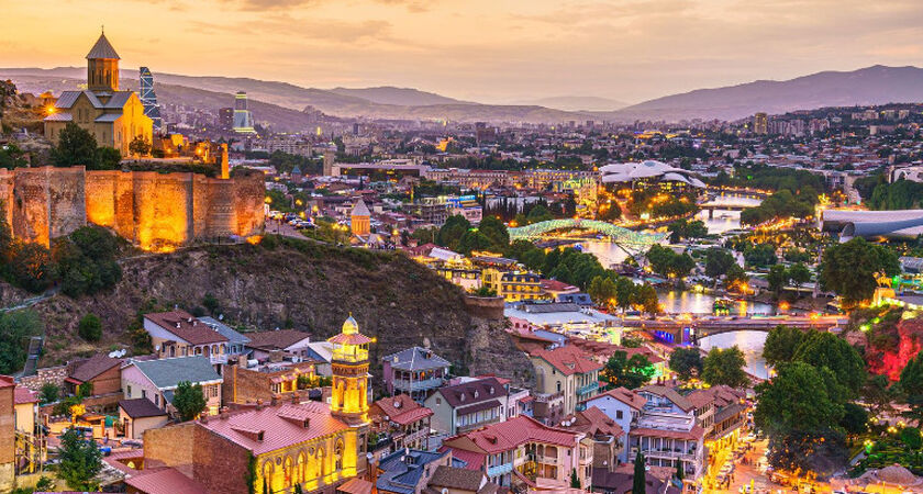 Tiflis Turu 3 Gece Her Perşembe Hareket